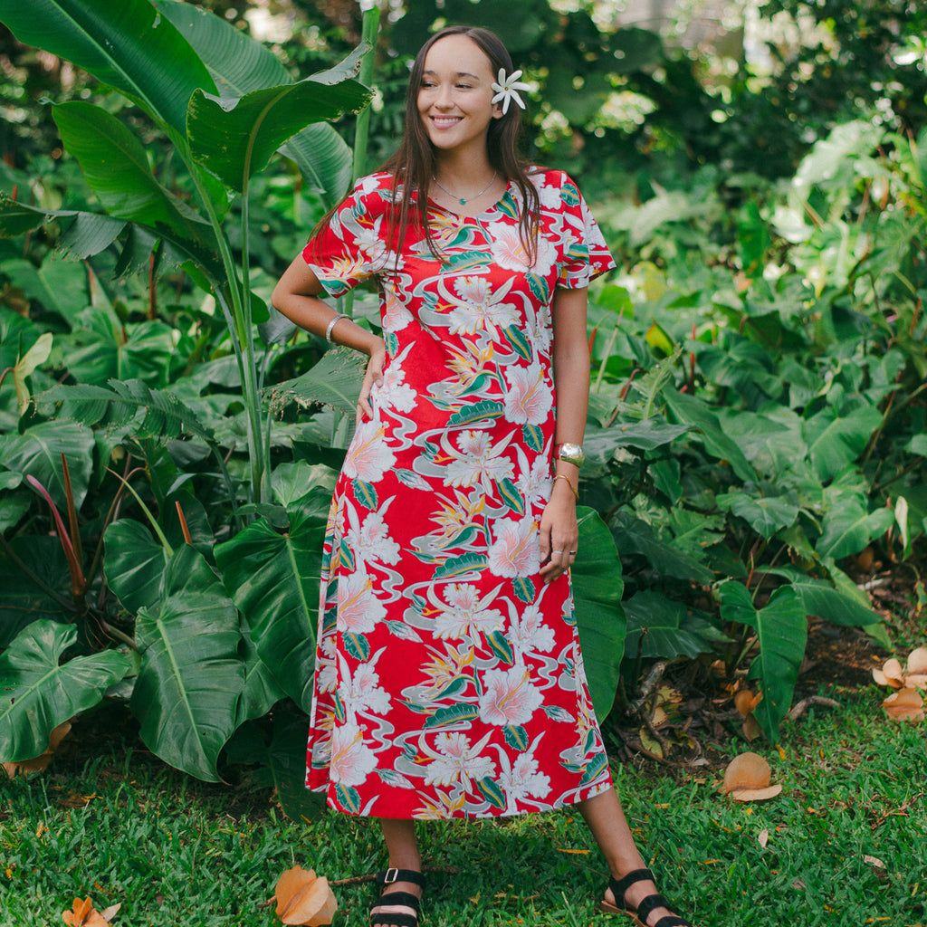 Women's Tropical Flow Muumuu Waist Tie Dress - Red