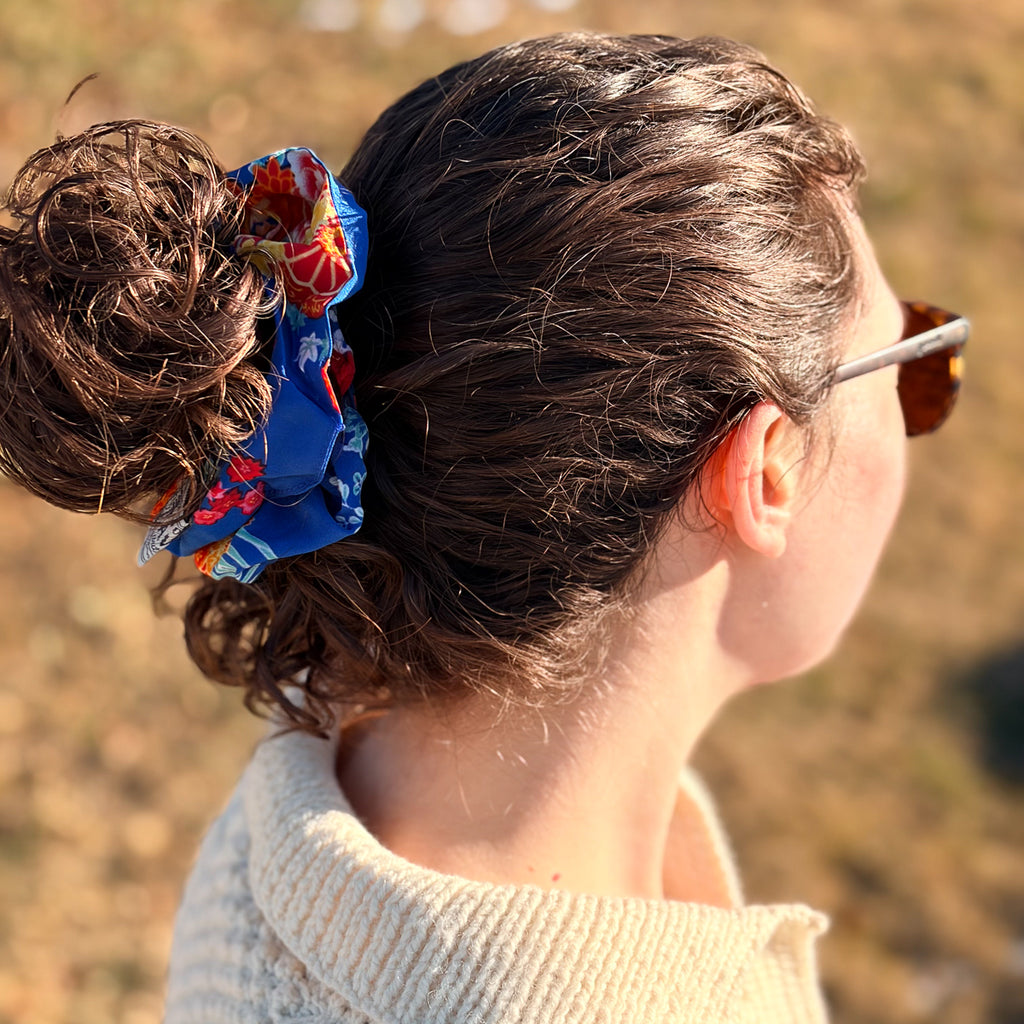 Romeo & Juliet Scrunchie